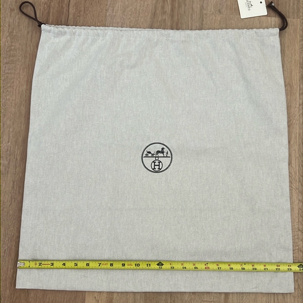 Hermes package dust bag